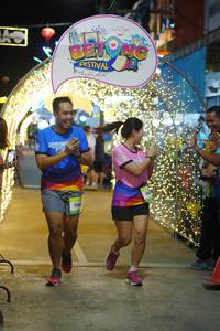 BIB: 500
                            <button type="button" onclick="openModal(21830663)" class="btn btn-primary btn-sm float-right btn-popup" data-toggle="modal" data-target=".modal-high-quality">
                        <i class="fas fa-shopping-cart"></i> Add to Cart
                    </button>
                                            <button type="button" onclick="isThisMe(21830663, true)" class="btn btn-success btn-sm float-right btn-popup btn-isme hidden" data-toggle="tooltip" data-placement="bottom" title="นี่คือรูปของคุณใช่ไหม คลิกที่นี่เพื่อเอาเข้าอัลบั้ม">
                        <i class="fas fa-plus"></i> Add to album
                    </button>
                    <button type="button" onclick="isThisMe(21830663, false)" class="btn btn-warning btn-sm float-right btn-popup btn-isnotme hidden">
                        <i class="fas fa-ban"></i> Remove from album
                    </button>